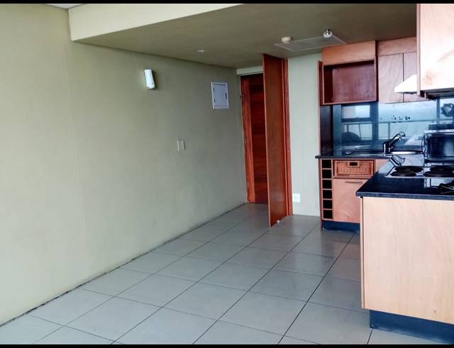 2 BEDROOM APARTMENT TO LET IN POINT WATERFRONT